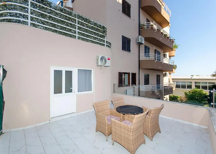 Apartment Beaches & Park Marjan